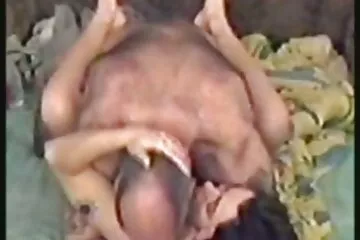 बहन लंबी पलकों के साथ उसके भाई हॉलीवुड मूवी एचडी सेक्स कमबख्त