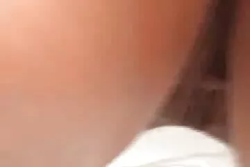 भाई, बहन और दोस्त फुल एचडी सेक्सी फिल्म चुंबन के दौरान बिल्कुल भी ऊब नहीं हैं,